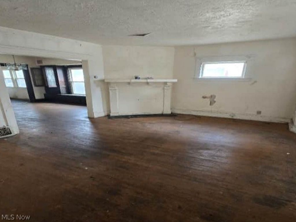 Photo of 14111 Savannah Avenue, East Cleveland, OH 44112 (MLS # 5194446)