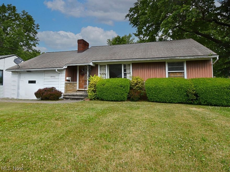 Investment Opportunity! Charming Ranch Home with Great Potential