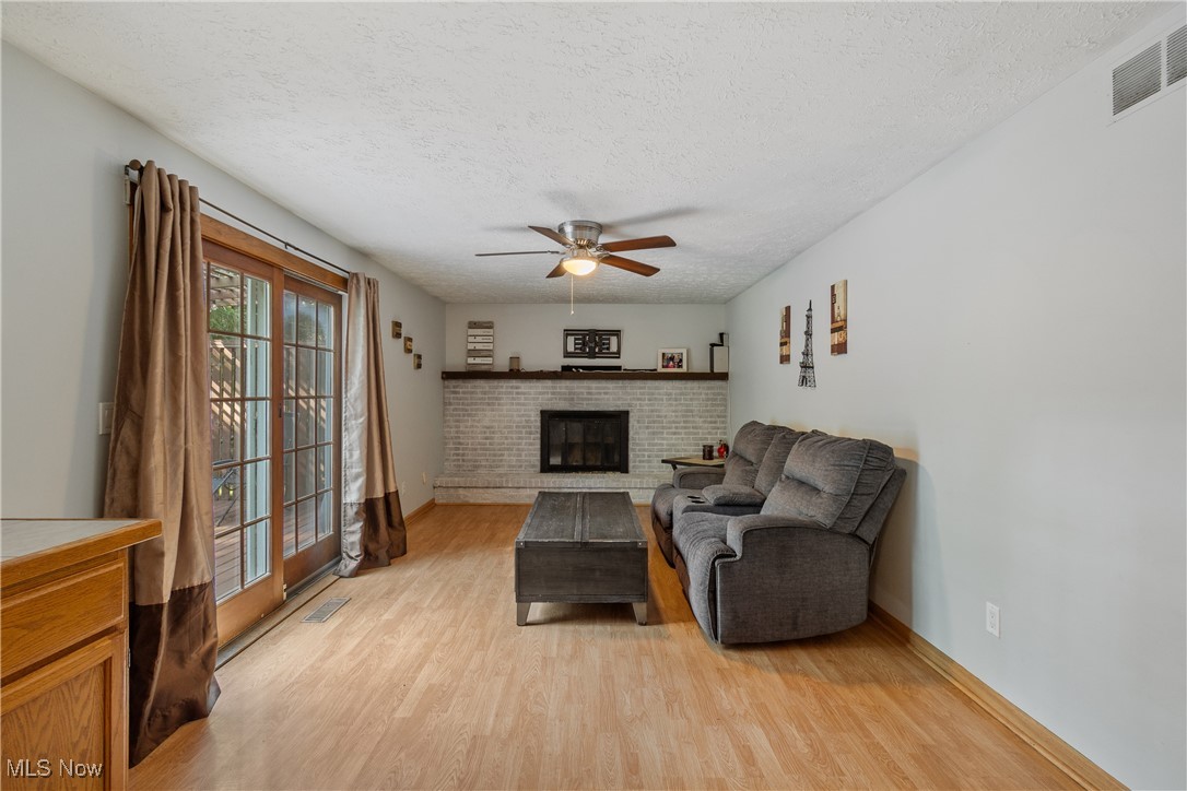 Twin Oaks - Residential
