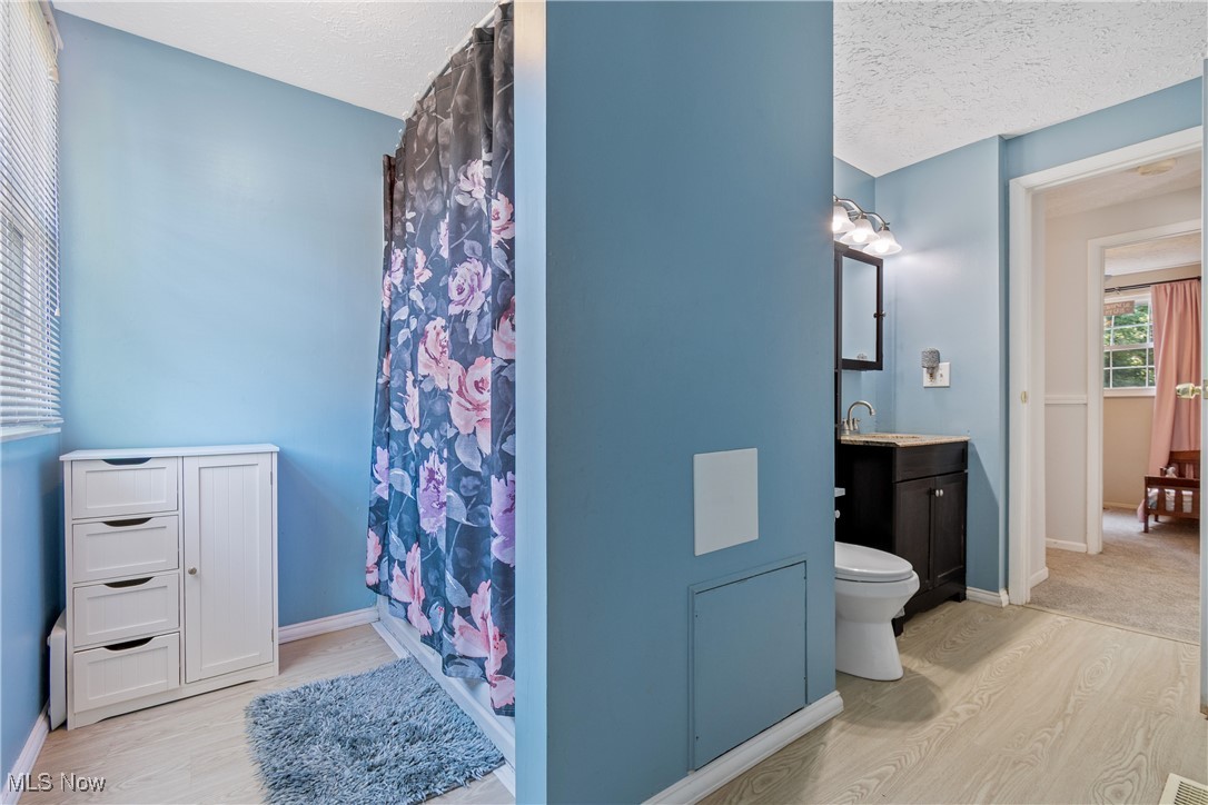 Twin Oaks - Residential