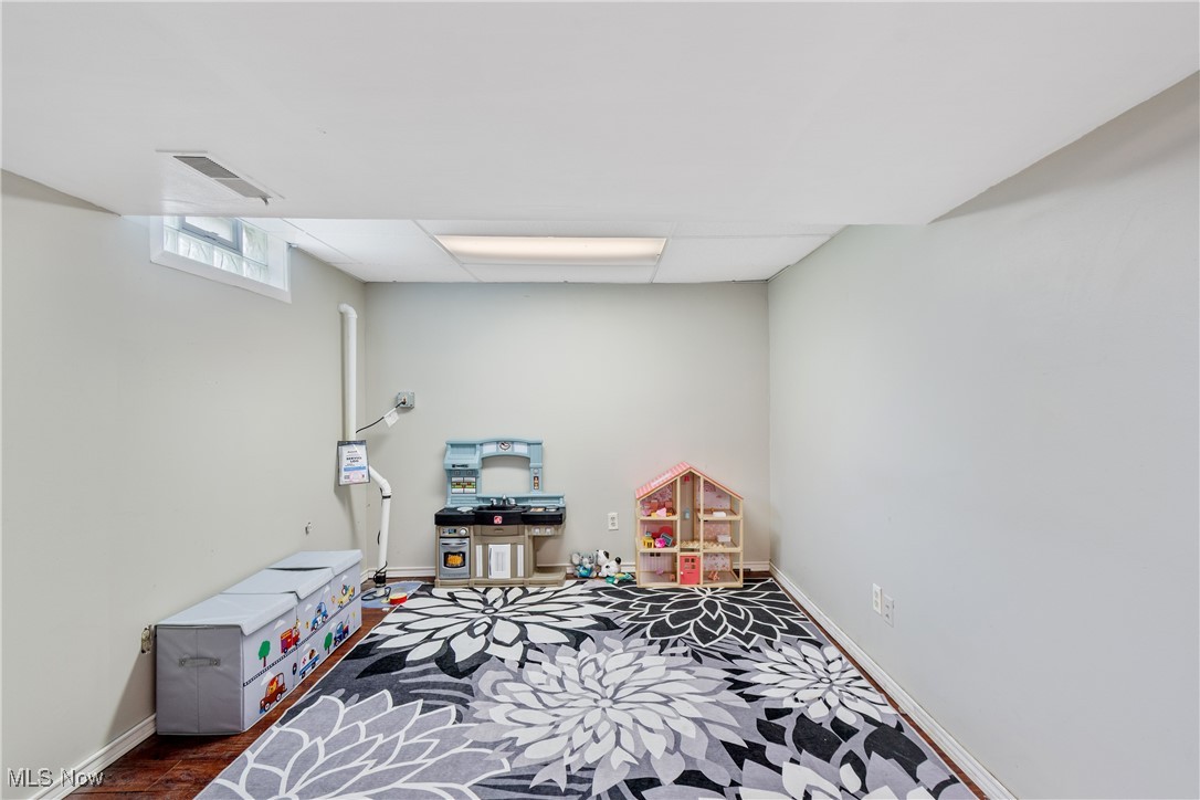 Twin Oaks - Residential