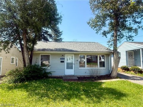 Tiny photo for 4816 E 173rd Street, Cleveland, OH 44128 (MLS # 5203289)