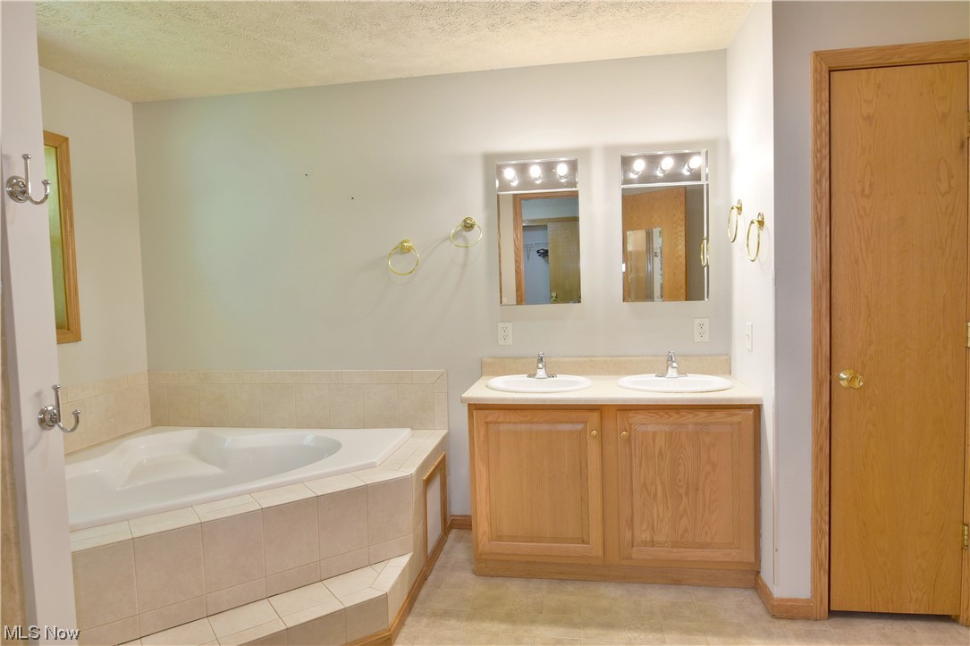 Club View - Residential