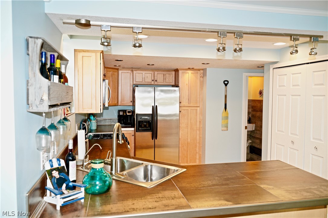 East Reservoir - Residential