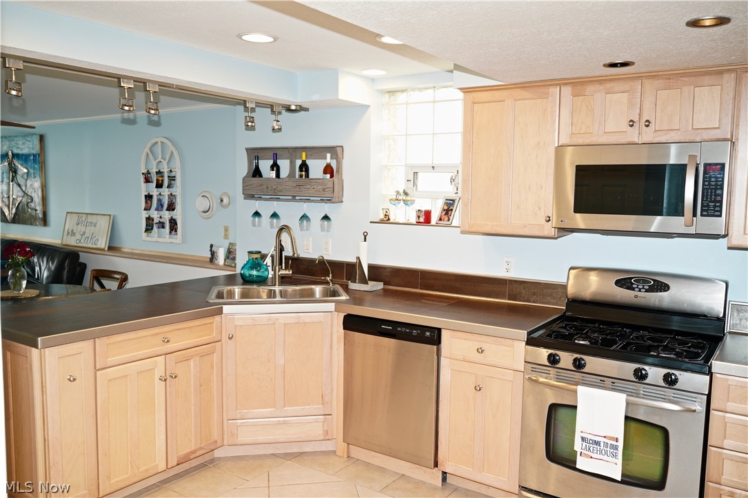 East Reservoir - Residential