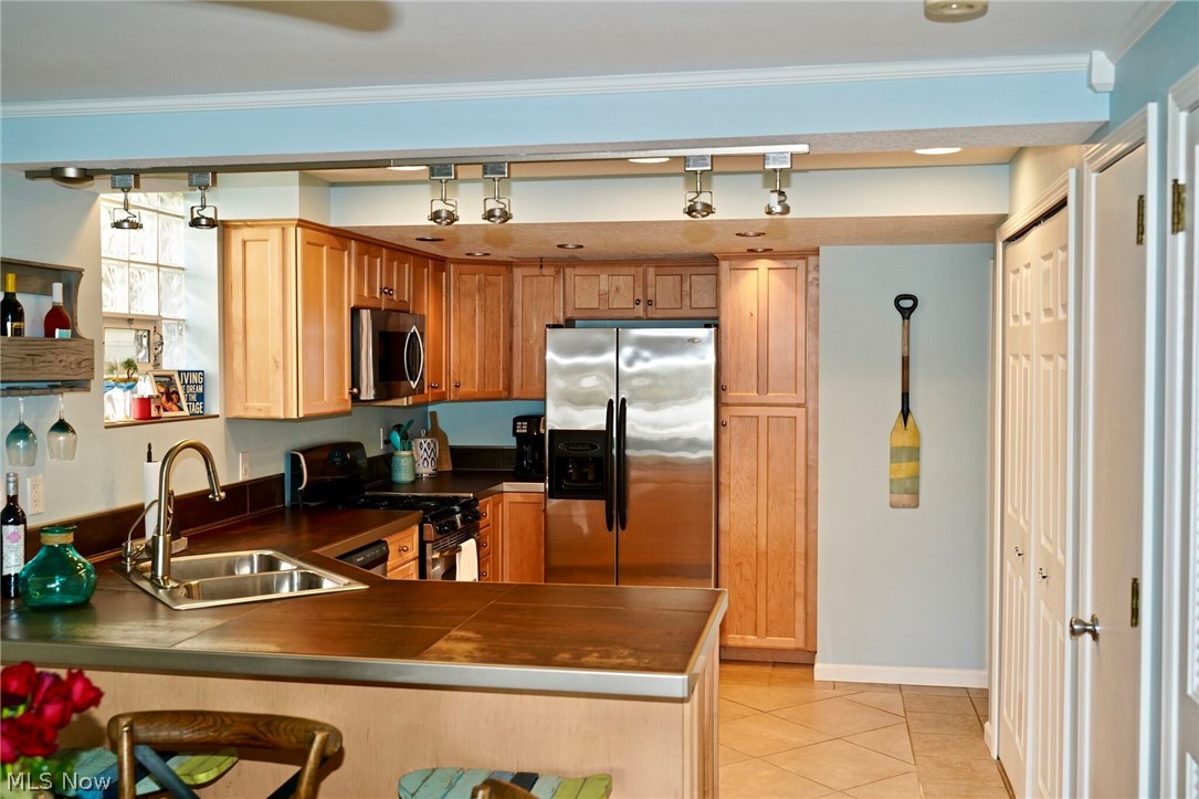 East Reservoir - Residential