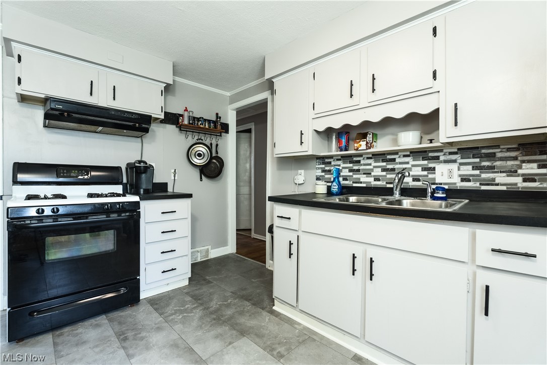 Arrowhead Bch - Residential