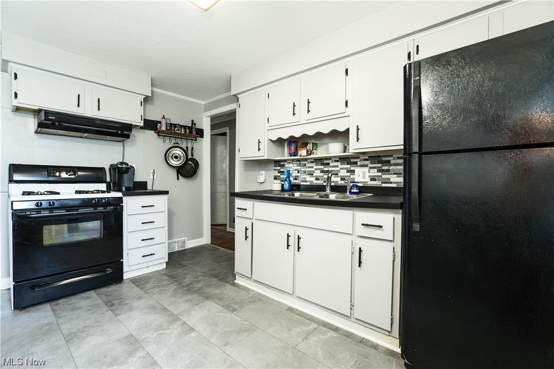 Arrowhead Bch - Residential