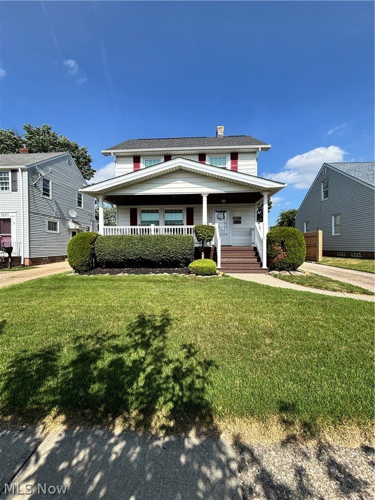 Photo of 5697 W 54th Street, Parma, OH 44129 (MLS # 5223339)