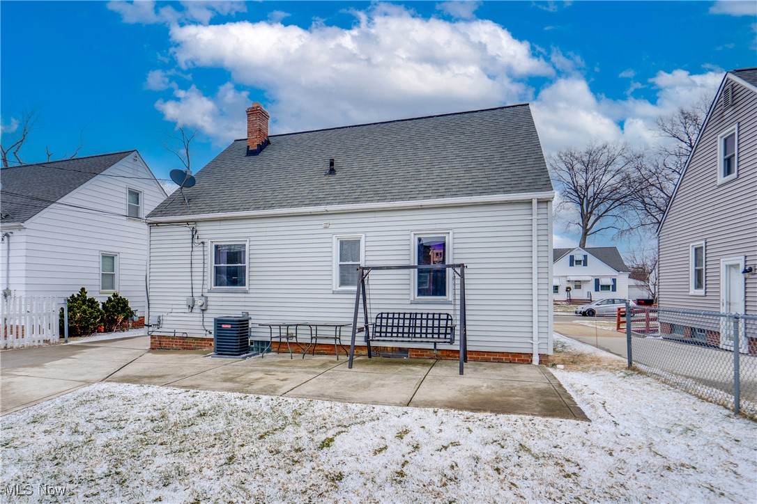 372 E 329th Street, Willowick, Ohio image 26