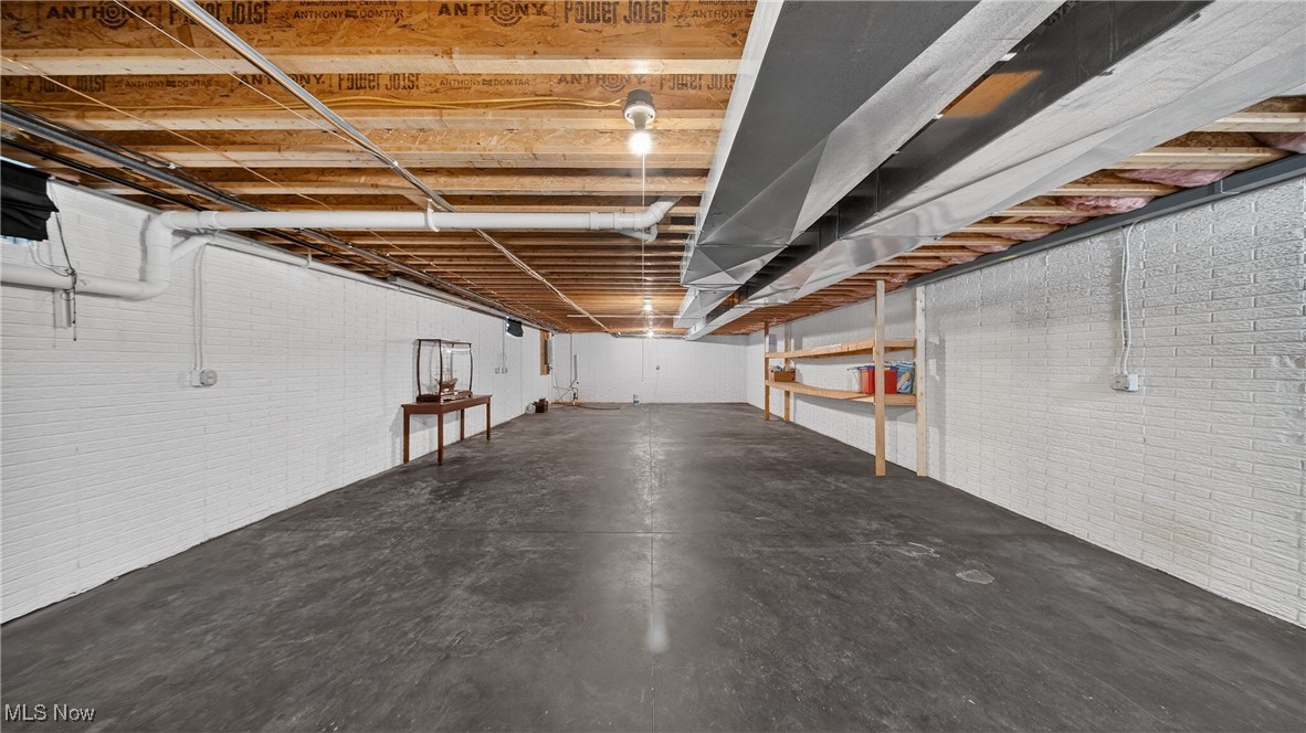 Forest View Xings Condo Ph 03 - Residential