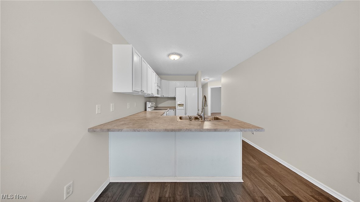 Forest View Xings Condo Ph 03 - Residential