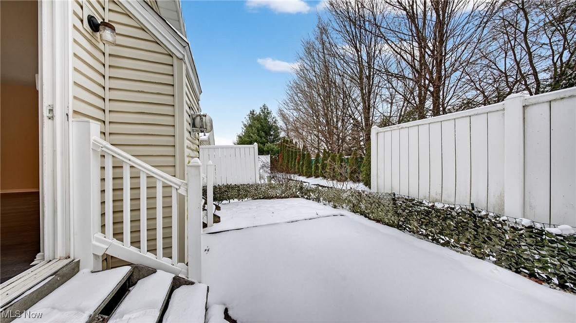 Forest View Xings Condo Ph 03 - Residential