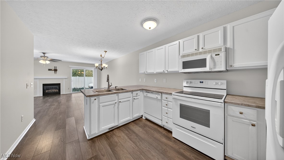 Forest View Xings Condo Ph 03 - Residential