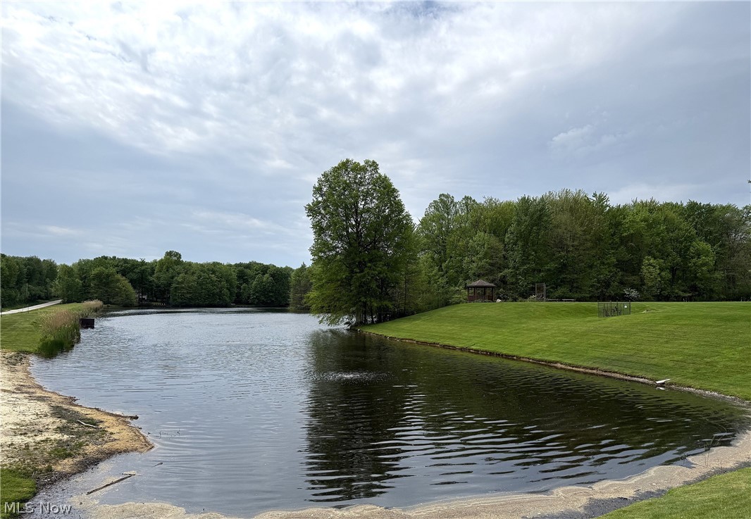 9109 Lake In The Woods Trail