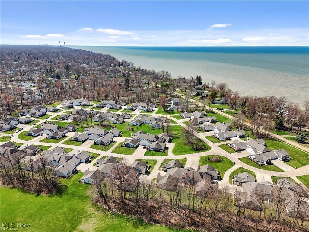 Monterey Bay Condo Ph III - Residential