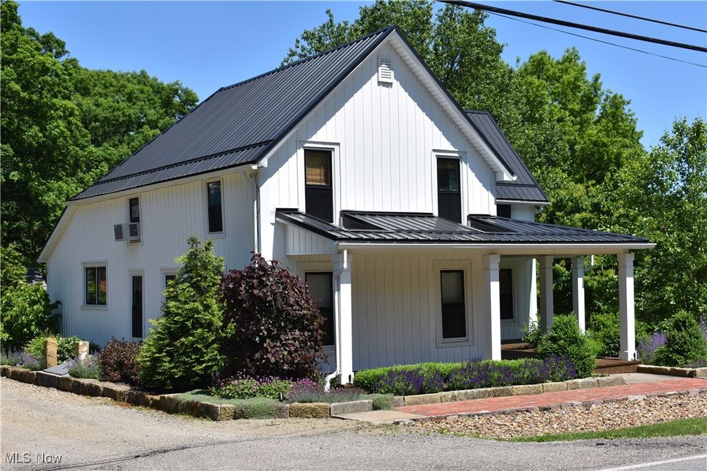 Photo of 6287 Riverview Road, Peninsula, OH 44264 (MLS # 5168336)