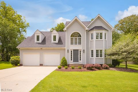 832 Greenwood Parkway Sagamore Hills OH 44067