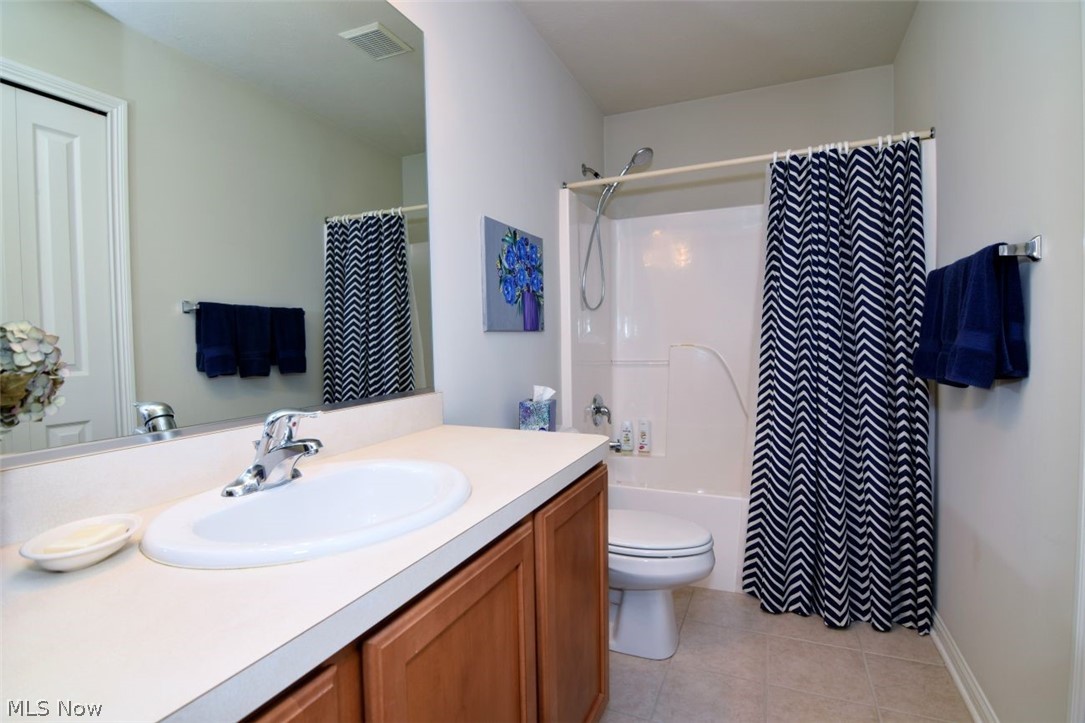 Legends/Aberdeen Condo Ph #xiv - Residential