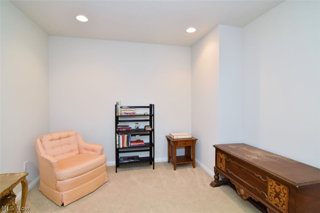 Legends/Aberdeen Condo Ph #xiv - Residential