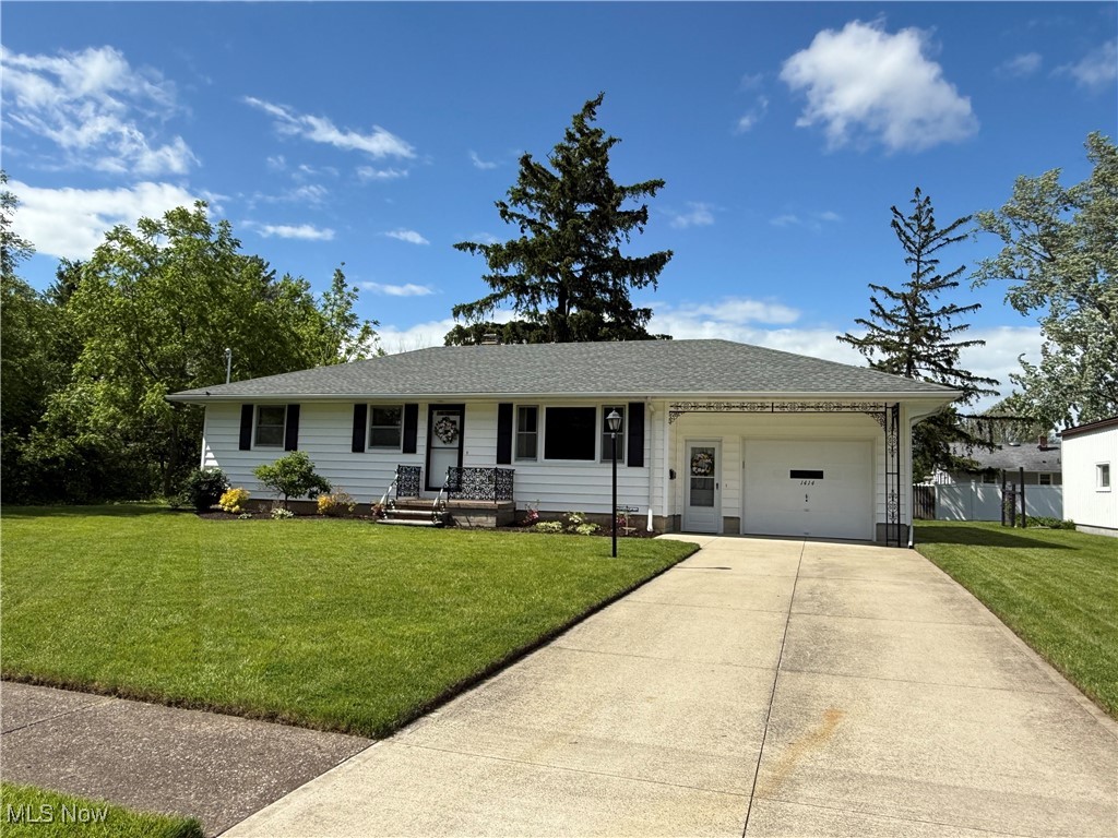 1414 W 40th Street, Lorain, Ohio image 1