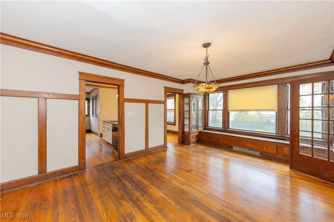 Cleveland Heights, Ohio 44106, United States, 10 Bedrooms Bedrooms, ,4 BathroomsBathrooms,Residential,Active,47861