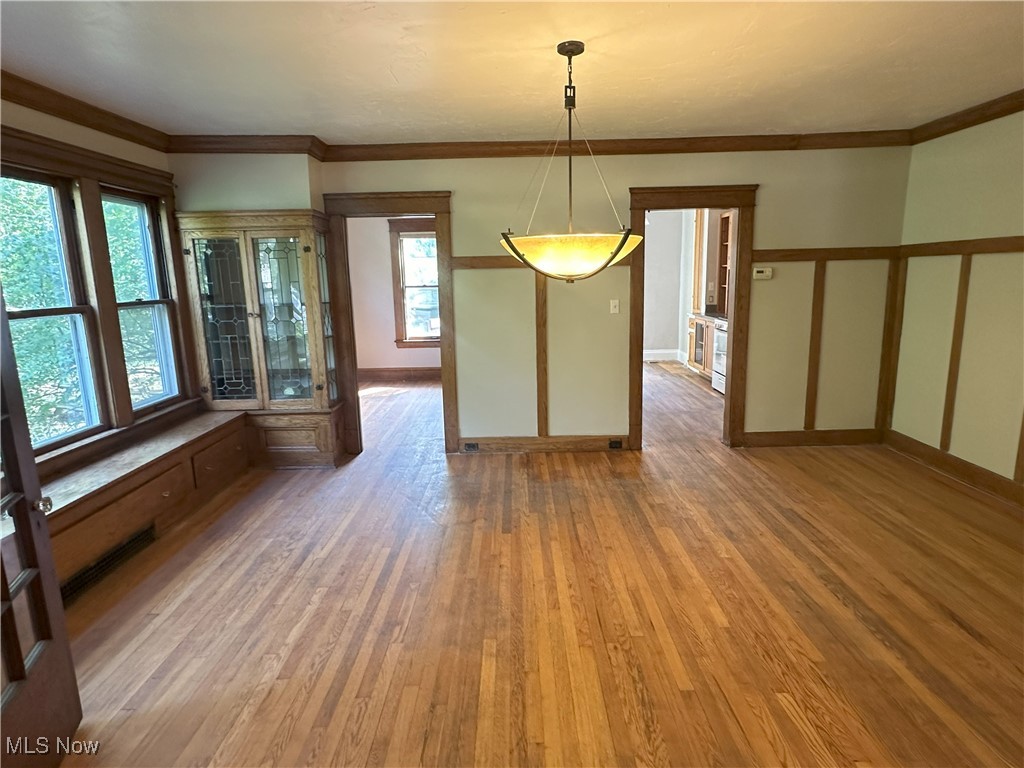 Cleveland Heights, Ohio 44106, United States, 10 Bedrooms Bedrooms, ,4 BathroomsBathrooms,Residential,Active,47861