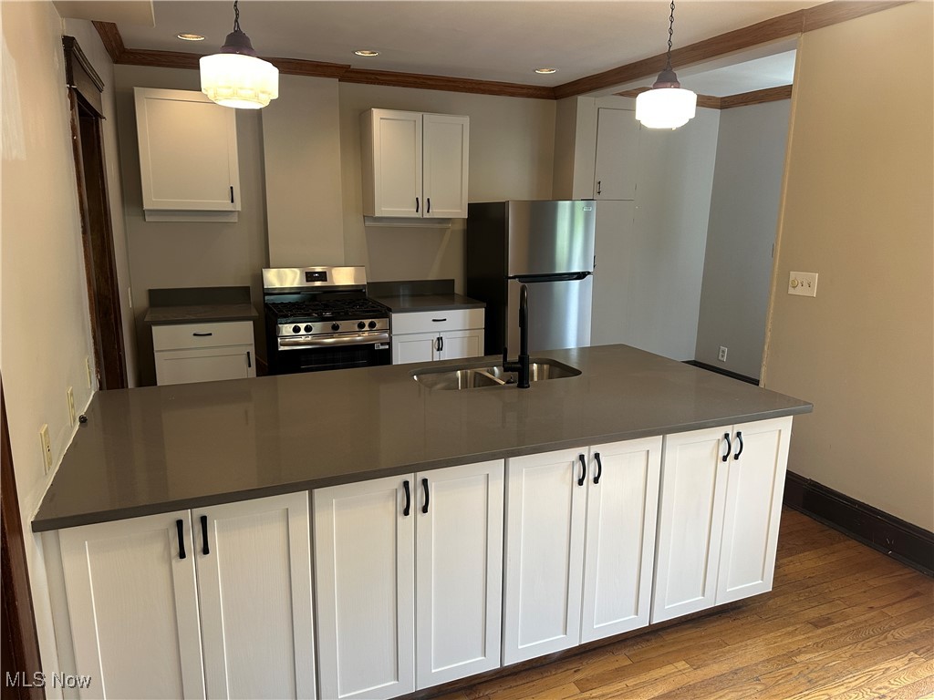 Cleveland Heights, Ohio 44106, United States, 10 Bedrooms Bedrooms, ,4 BathroomsBathrooms,Residential,Active,47861