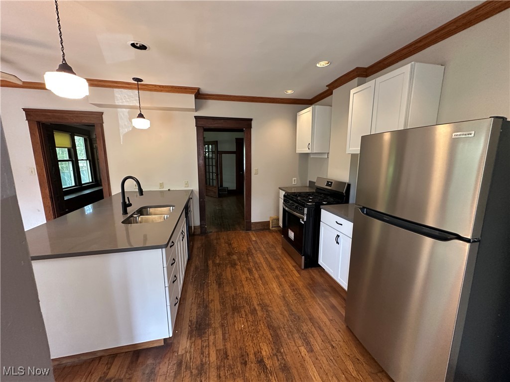 Cleveland Heights, Ohio 44106, United States, 10 Bedrooms Bedrooms, ,4 BathroomsBathrooms,Residential,Active,47861