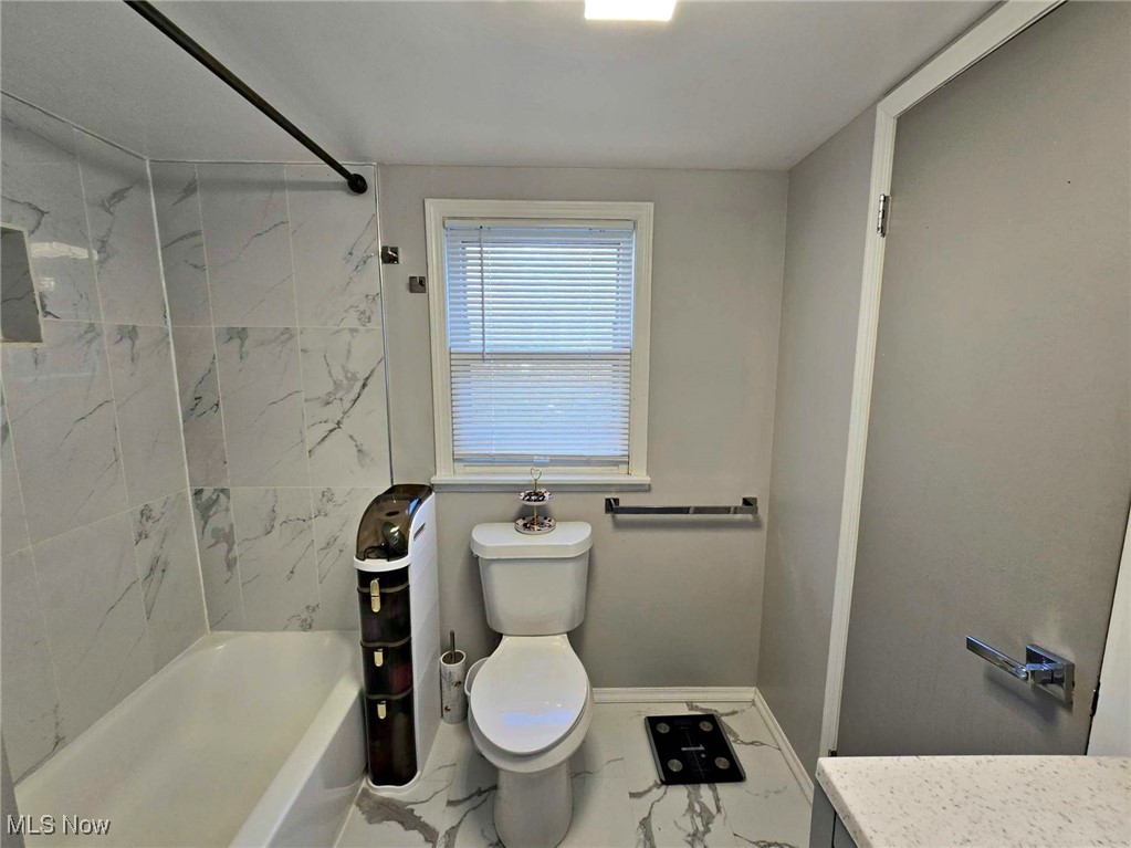 17846 Lundys Lane, Lake Milton, Ohio image 35