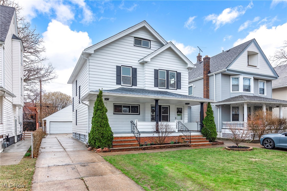 Lakewood, Ohio 44107, United States, 5 Bedrooms Bedrooms, ,3 BathroomsBathrooms,Residential,Active,98222