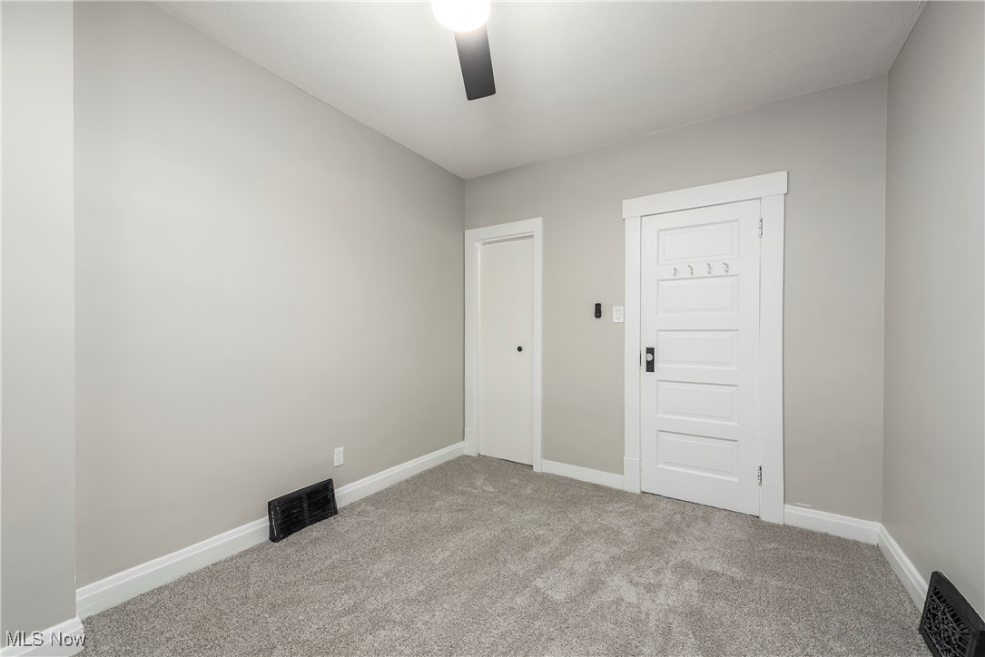 Lakewood, Ohio 44107, United States, 5 Bedrooms Bedrooms, ,3 BathroomsBathrooms,Residential,Active,98222