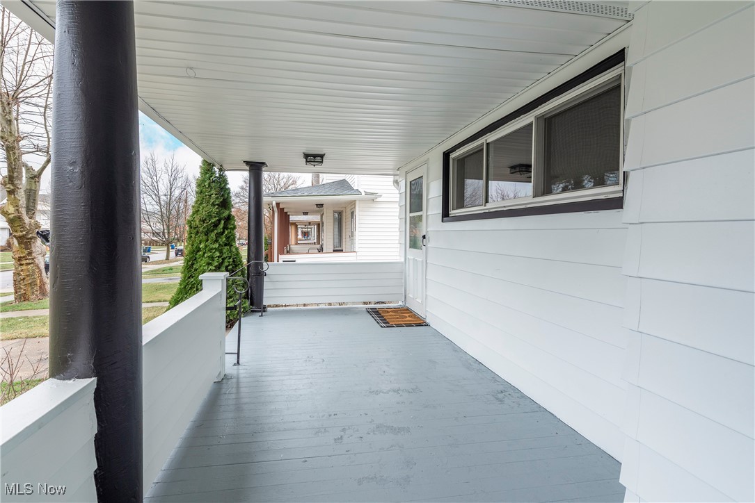 Lakewood, Ohio 44107, United States, 5 Bedrooms Bedrooms, ,3 BathroomsBathrooms,Residential,Active,98222