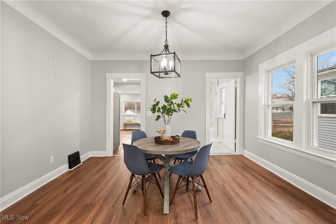 Lakewood, Ohio 44107, United States, 5 Bedrooms Bedrooms, ,3 BathroomsBathrooms,Residential,Active,98222