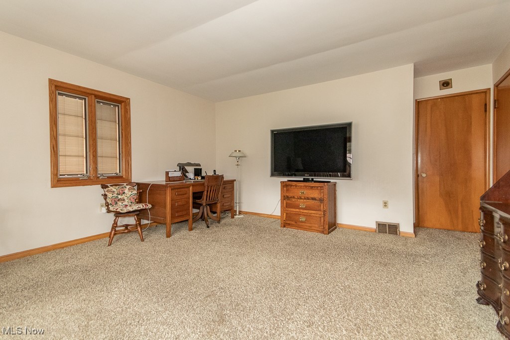 19921 Edgecliff Drive, Euclid, Ohio image 20