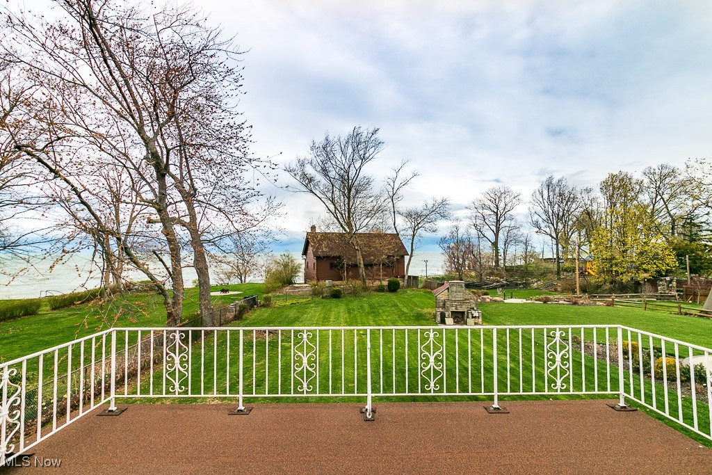 19921 Edgecliff Drive, Euclid, Ohio image 32