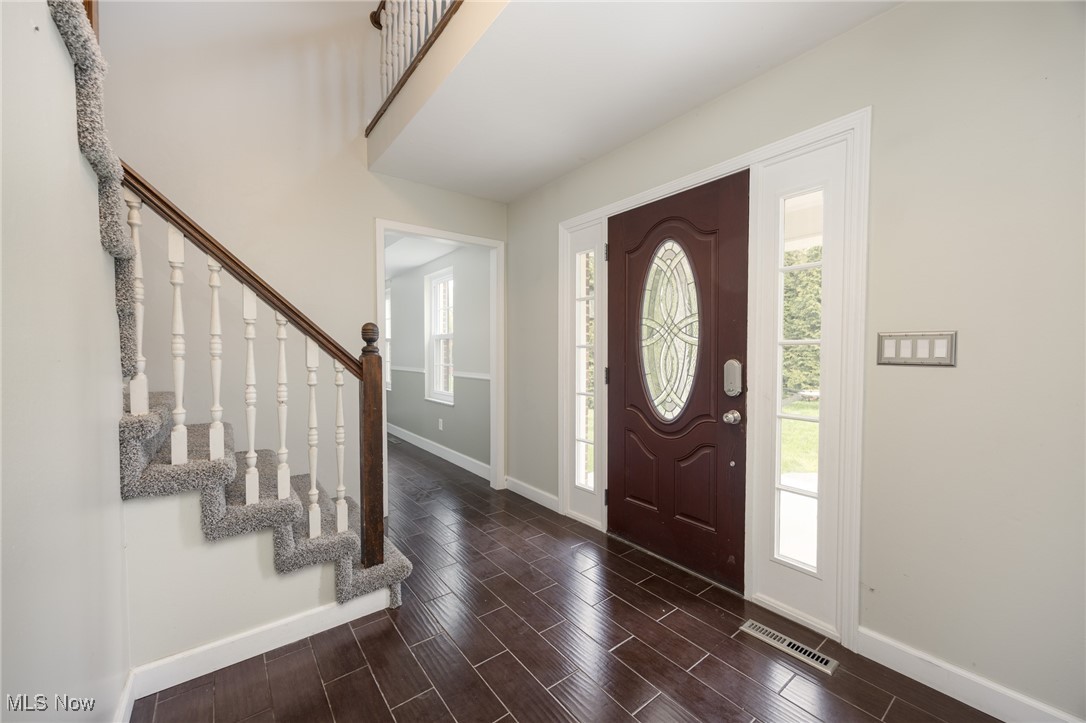 105 Ellsworth Drive, Marietta, Ohio image 3