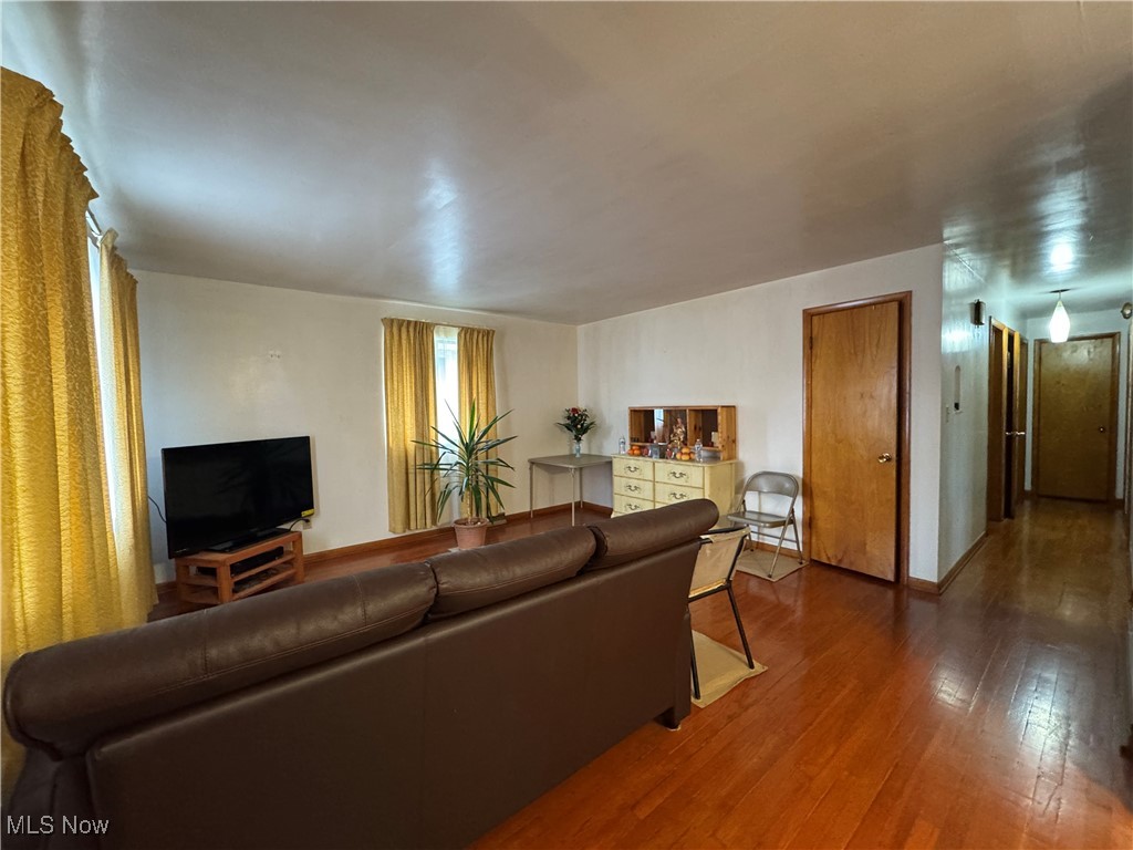 Fraisers Add 02 - Residential