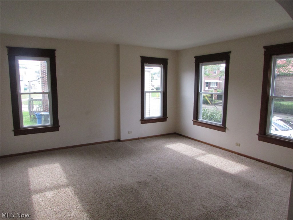 S S - Residential Income