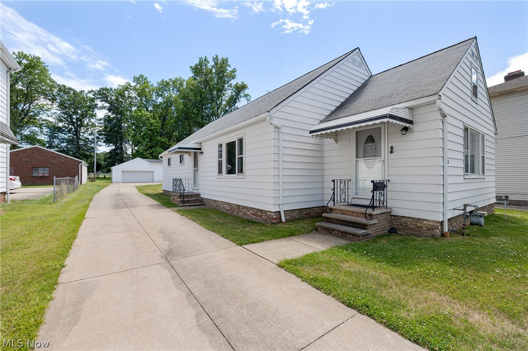 5203 Snow Road