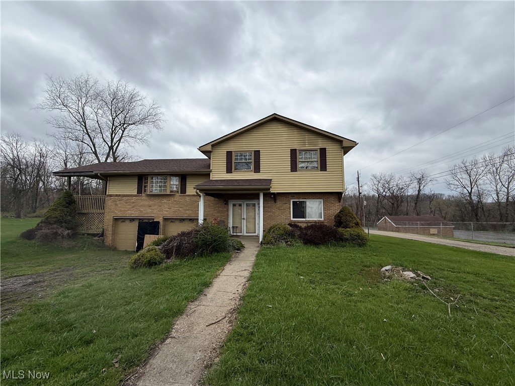 301 Center Avenue, Mingo Junction, Ohio image 1