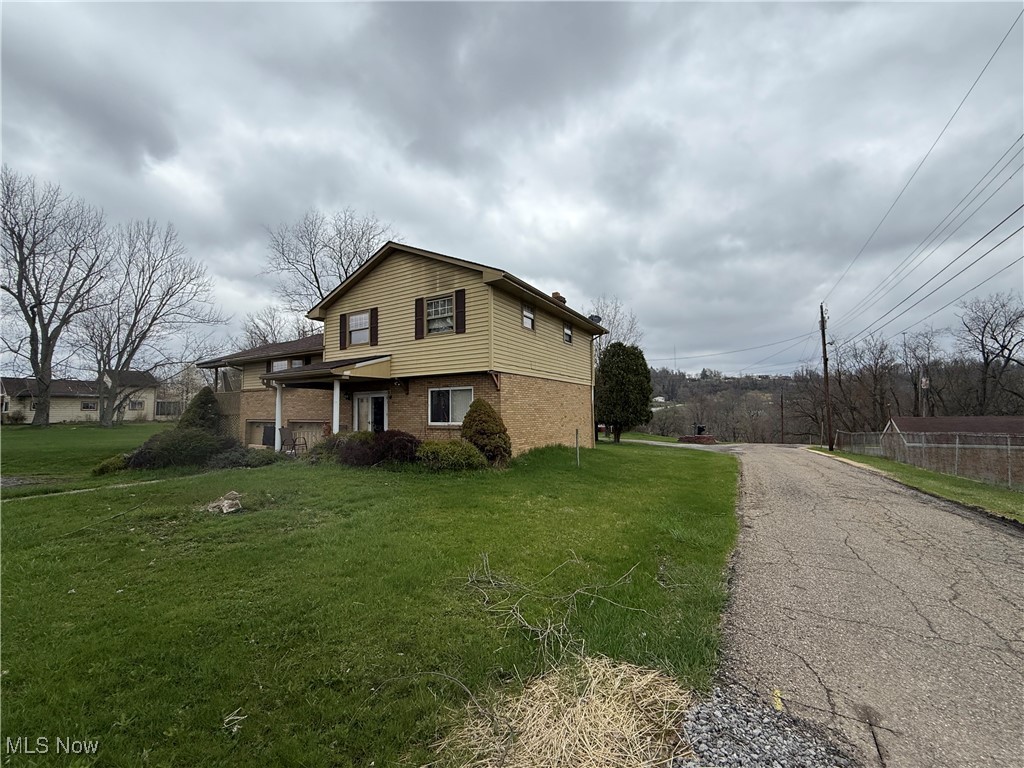 301 Center Avenue, Mingo Junction, Ohio image 2