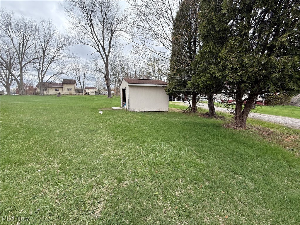 301 Center Avenue, Mingo Junction, Ohio image 8