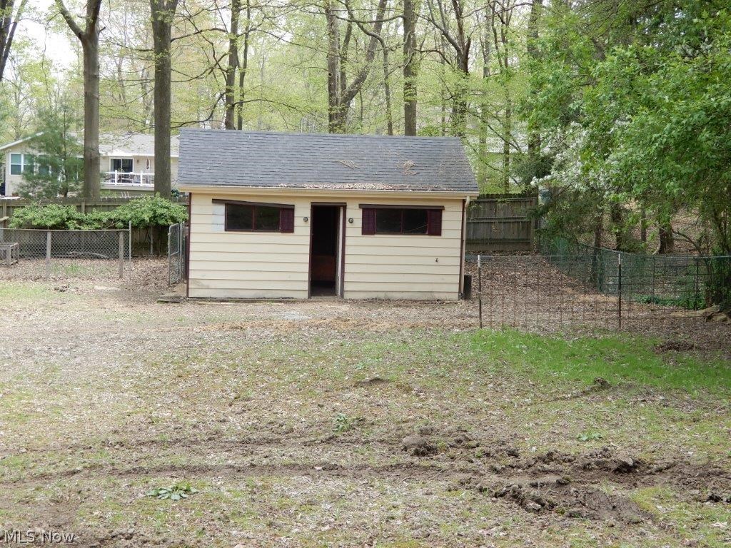 Meadowbrook Lake - Residential