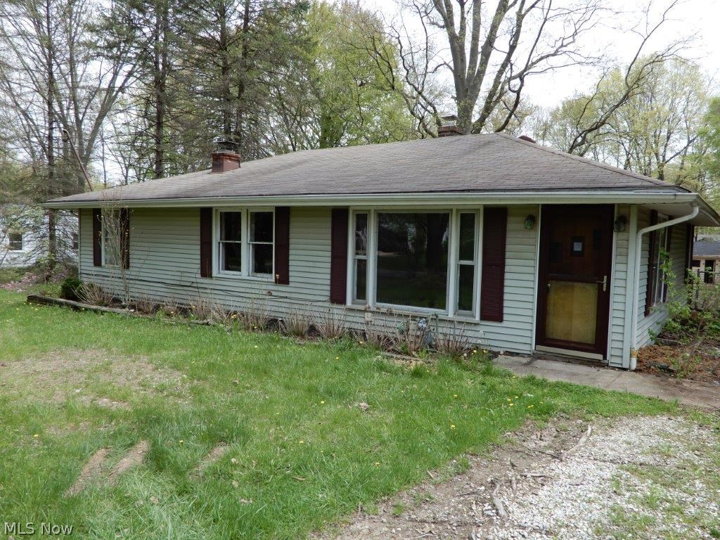 Hard to find Stow 3 bedroom ranch on a spacious 1/2 acre lot! full basement. Huge back yard with 2 storage sheds, fenced.