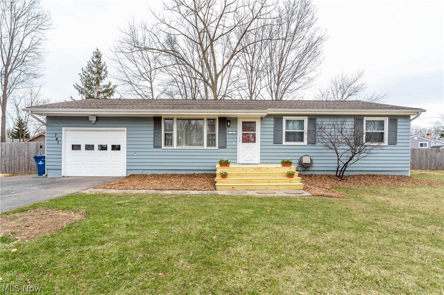 This adorable ranch is move-in ready for your young family, or for someone downsizing. The house has
been meticulously cared for by the sellers, and the cozy vibes you feel when you enter help provide peace
of mind. You can save your money for decorating with your own personal touches, because the house
comes with a full appliance package. Watch the street from the large front door patio, or relax on the deck
with friends in the privacy of the backyard. Get comfy in this quaint, but beautiful ranch, just a few
minutes' walk from Lake Erie!