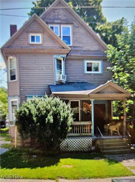 Duplex in Elyria! This 4-bedroom, 2-bathroom duplex offers the perfect value-add opportunity. Featuring a full basement and charming front porch, the property has great bones and tons of potential. Each unit offers comfortable living space, ideal for renters or multi-generational living. While the home needs some work, it's priced right for investors ready to renovate and reap the rewards. Located in a convenient Elyria neighborhood, close to schools, shopping, and major routes. Bring your vision and turn this diamond in the rough into a profitable asset! Owner has other properties as well, 5130096, 5130101, 5130075, 5129951 and will consider a package deal. Contact Agent for more details.