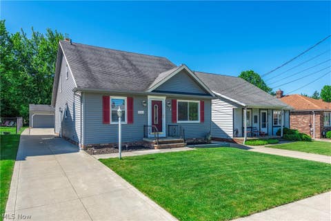 Photo for 541 Orchardview Avenue