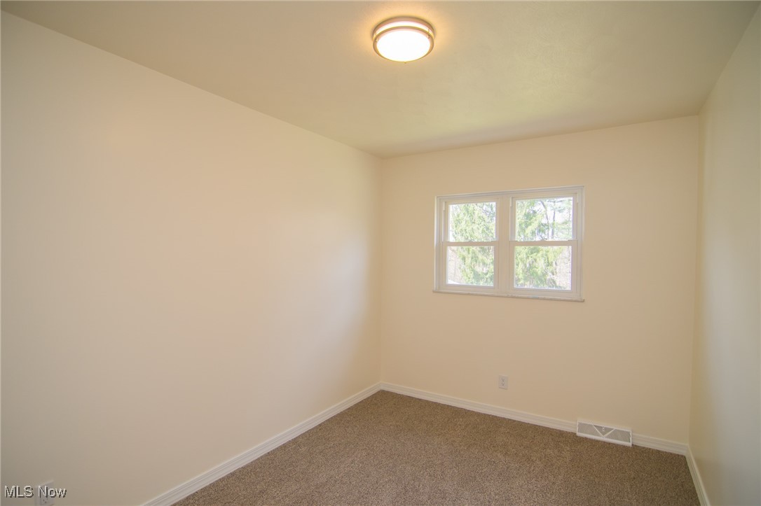 315 Nimitz Avenue, Wintersville, Ohio image 32