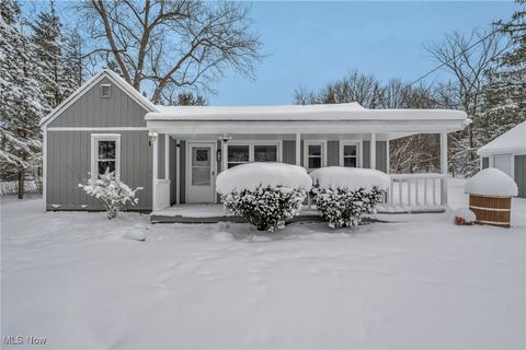 8564 Cedar Road Chesterland OH 44026